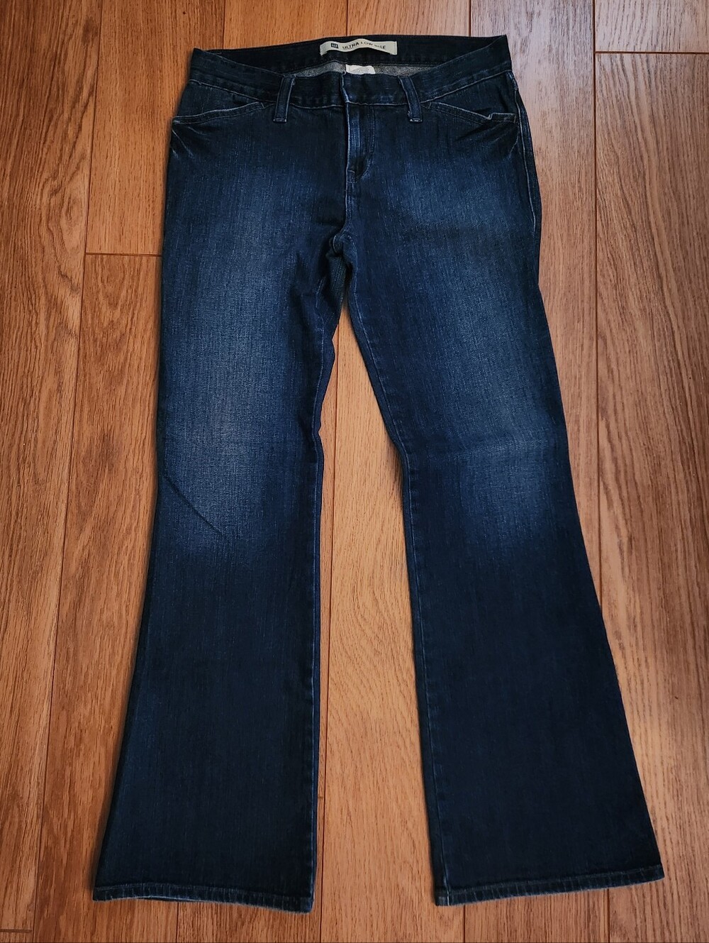 GAP Ulta Low Rise Stretch Flare Bootcut Denim Blue Jeans 6